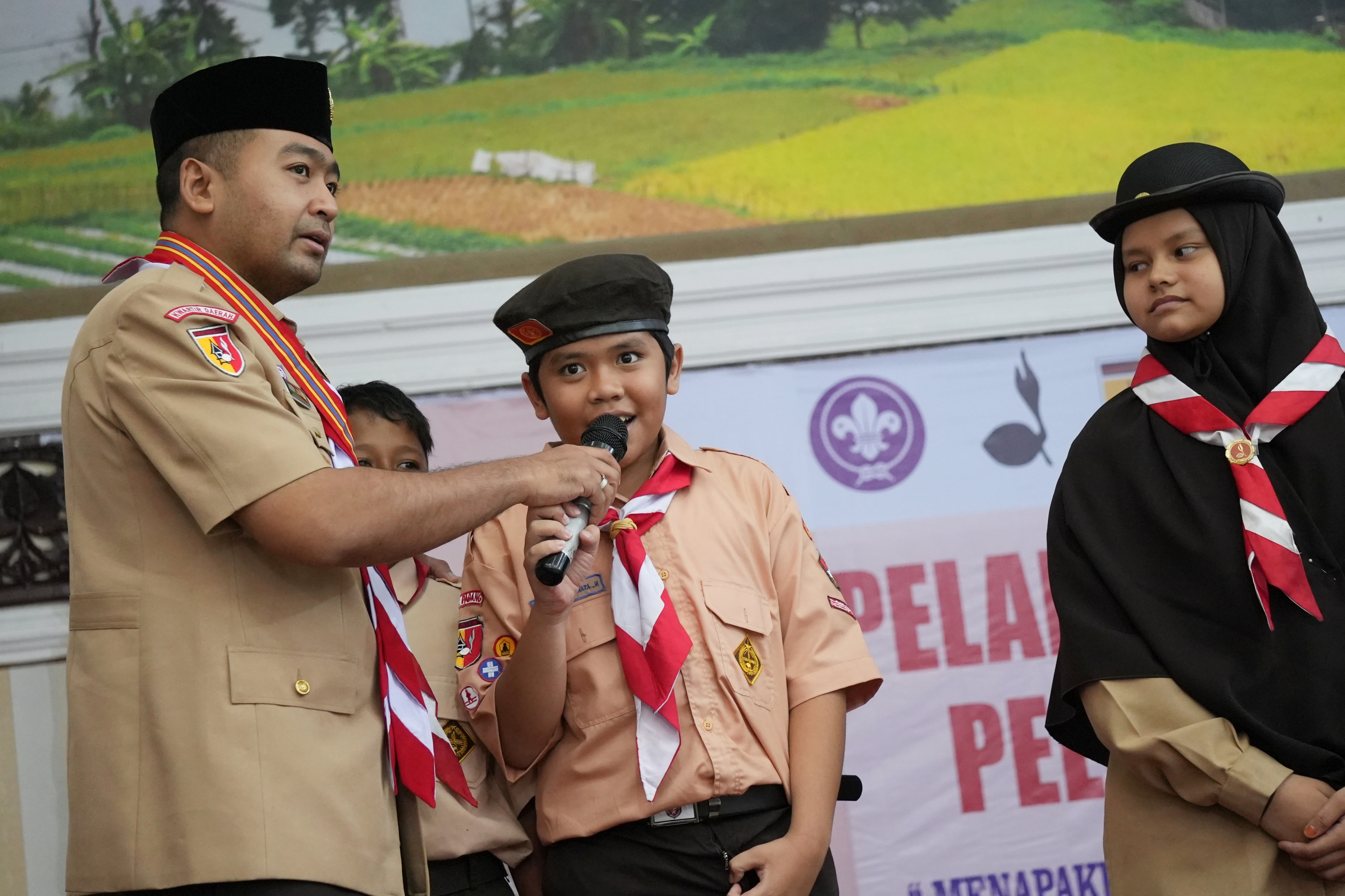 323 Pramuka Penggalang Jaringan Sekolah Islam Terpadu Sumbar Ikuti Perkemahan Ukhuwah Nasional V