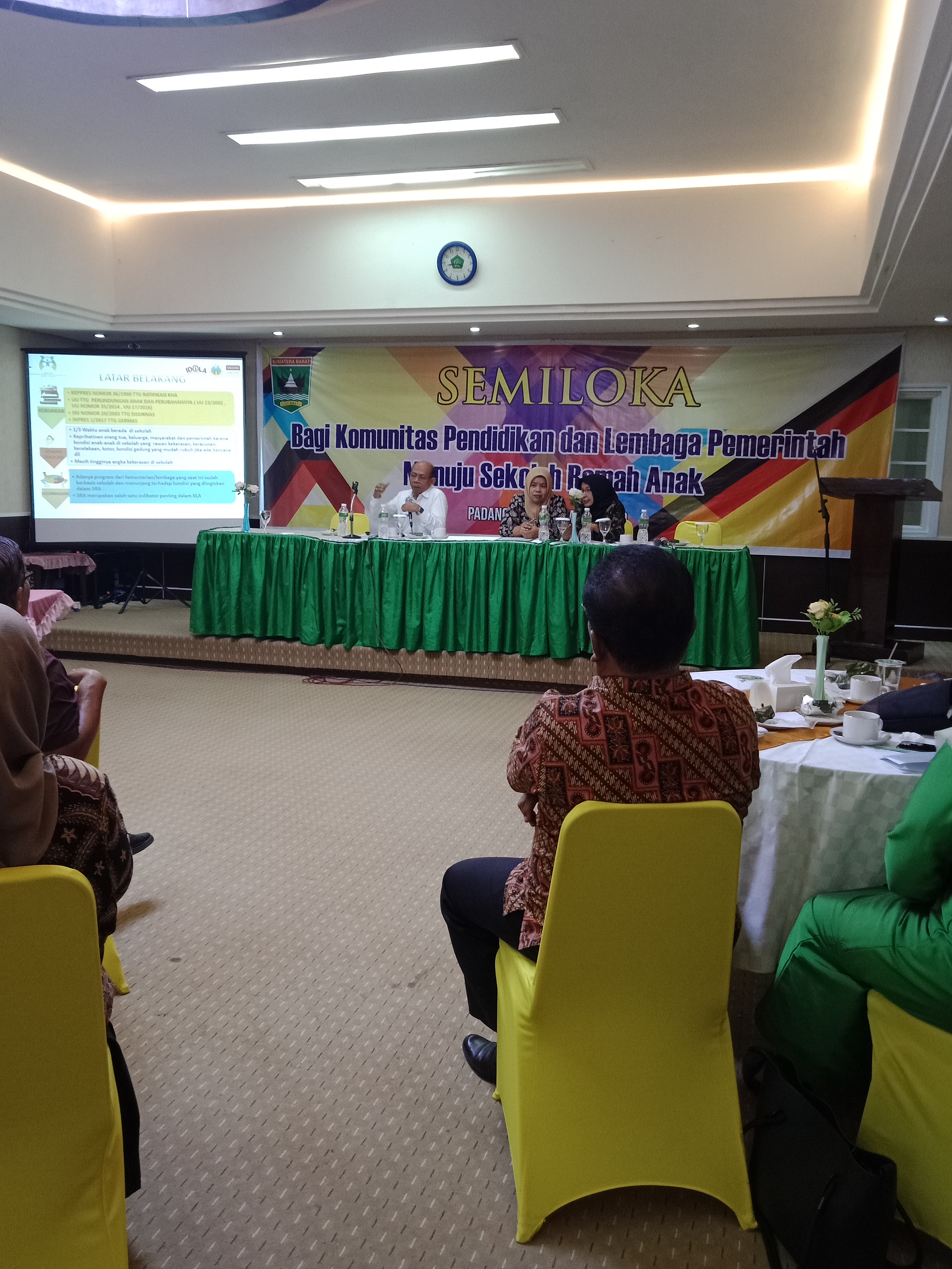 Dinas PPPA Prov. Sumbar Gelar acara semiloka bagi komunitas pendidikan dan lembaga pemerintah menuju sekolah ramah anak