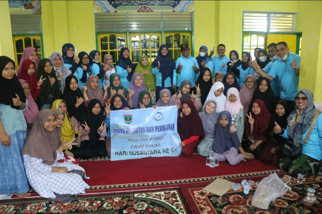 Kunjungan dan Berbagi ke Panti Asuhan, DKP Sumbar Ajak Anak Gemar Makan Ikan