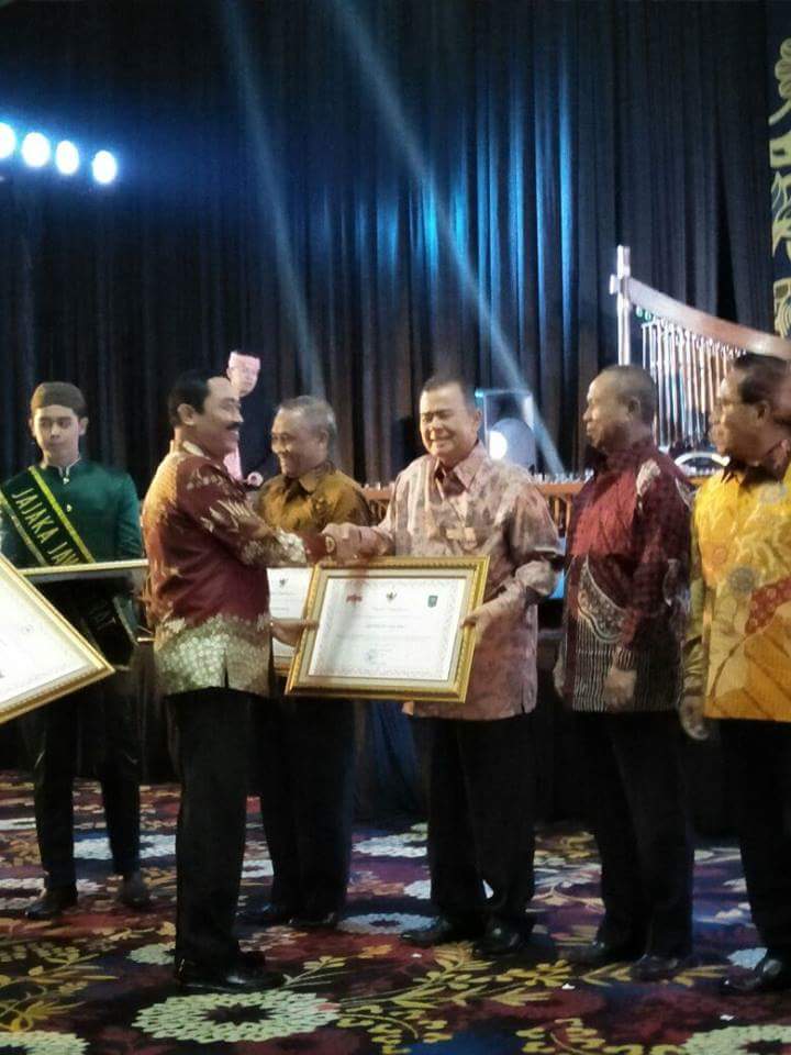 Sumbar Peroleh Penghargaan TLHP 2017