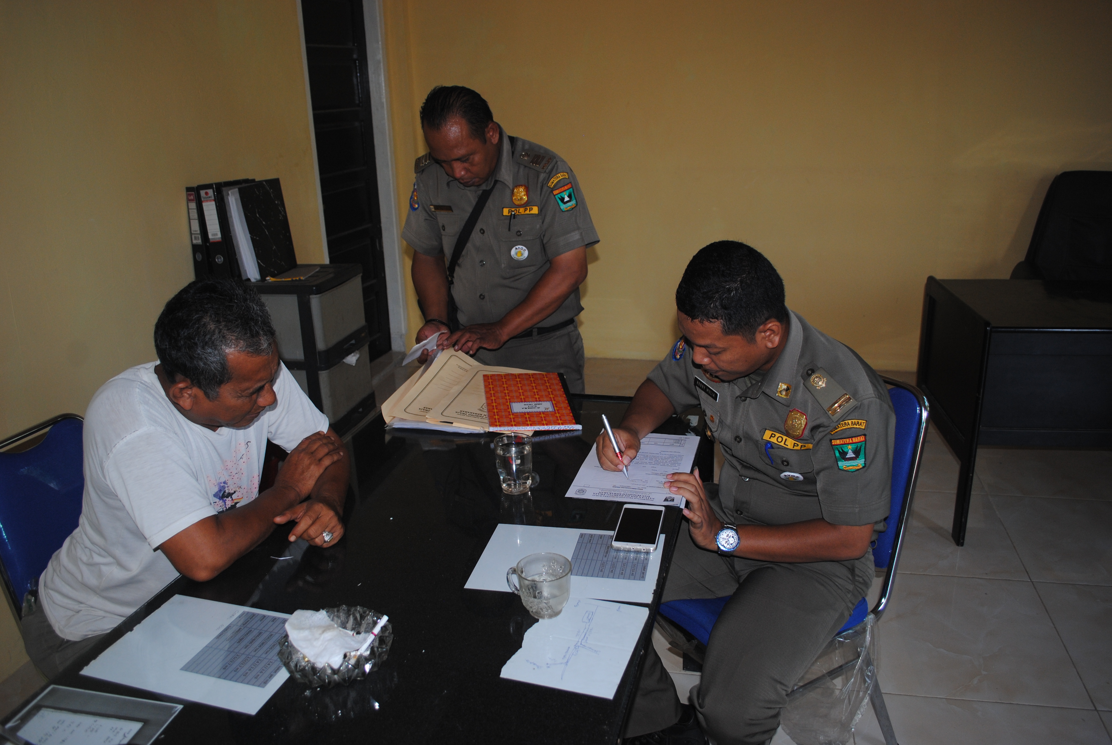 Penegakan Perda No. 3 Tahun 2012 di Dharmasraya