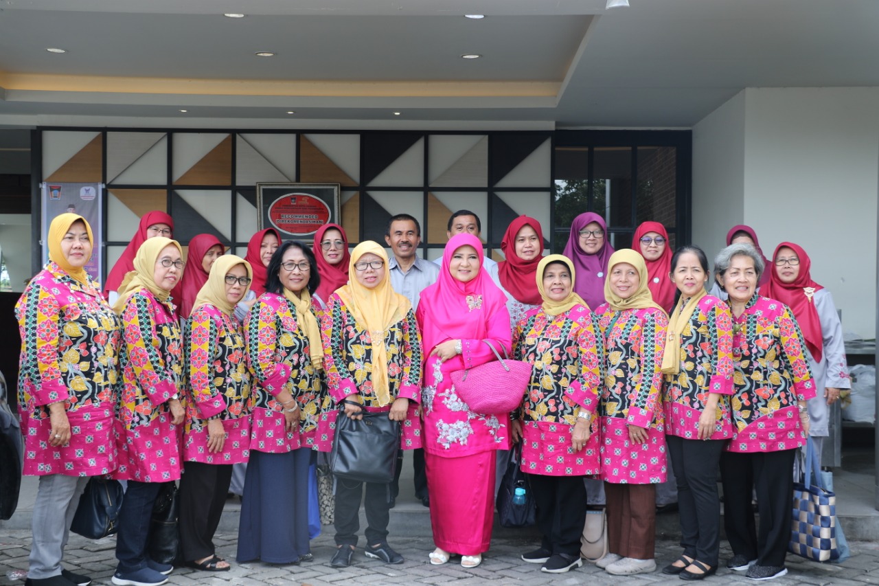 Sumbar Masuk Lima Nominasi Terbaik Lomba Gerakan PKK Tingkat Nasional