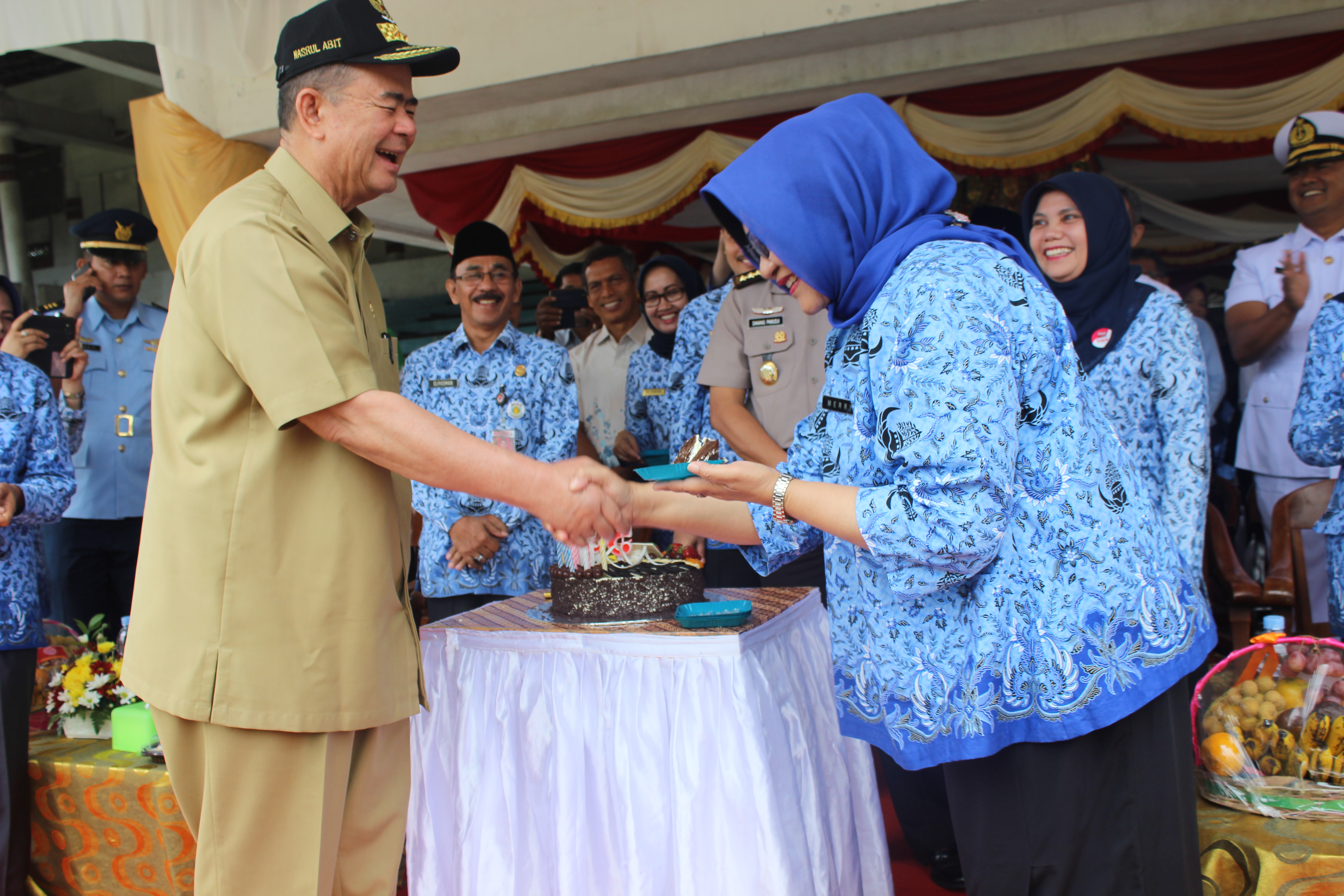 Upacara Peringatan Hari Kesehatan Nasional (HKN) Ke 53 Tahun 2017 di Lapangan Imam Bonjol Padang
