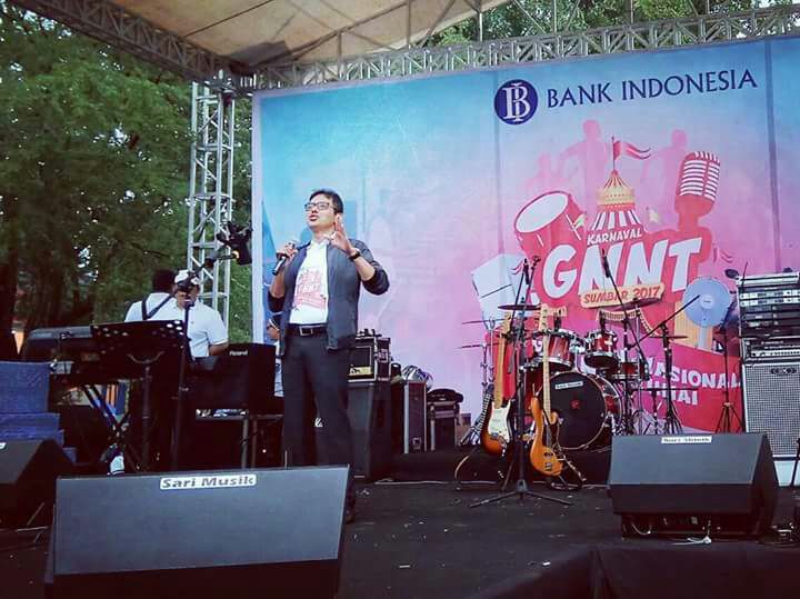 Gubernur Sumbar Meriahkan Karnaval GNNT di GOR H. Agus Salim Padang