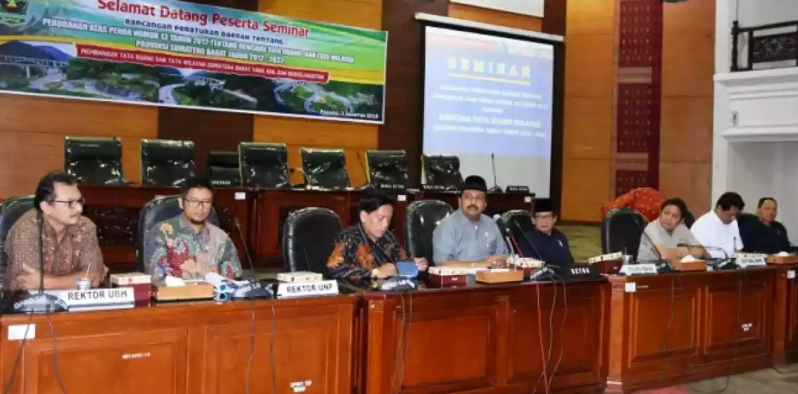 DPRD Sumbar Gelar Seminar Perubahan Perda RTRW 2012-2032