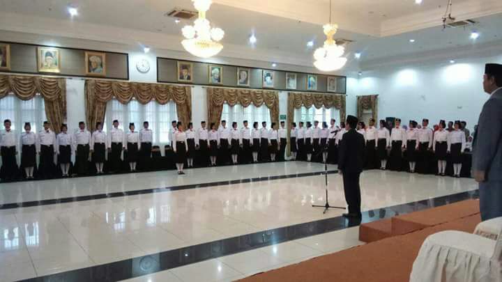 Gubernur Sumatera Barat Kukuhkan Calon PASKIBRA Provinsi