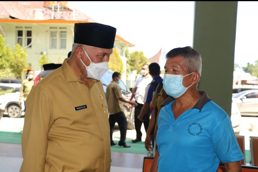 Disebut Kurang Tanggap Covid-19, Gubernur: Mahyeldi Cuma Manusia Biasa