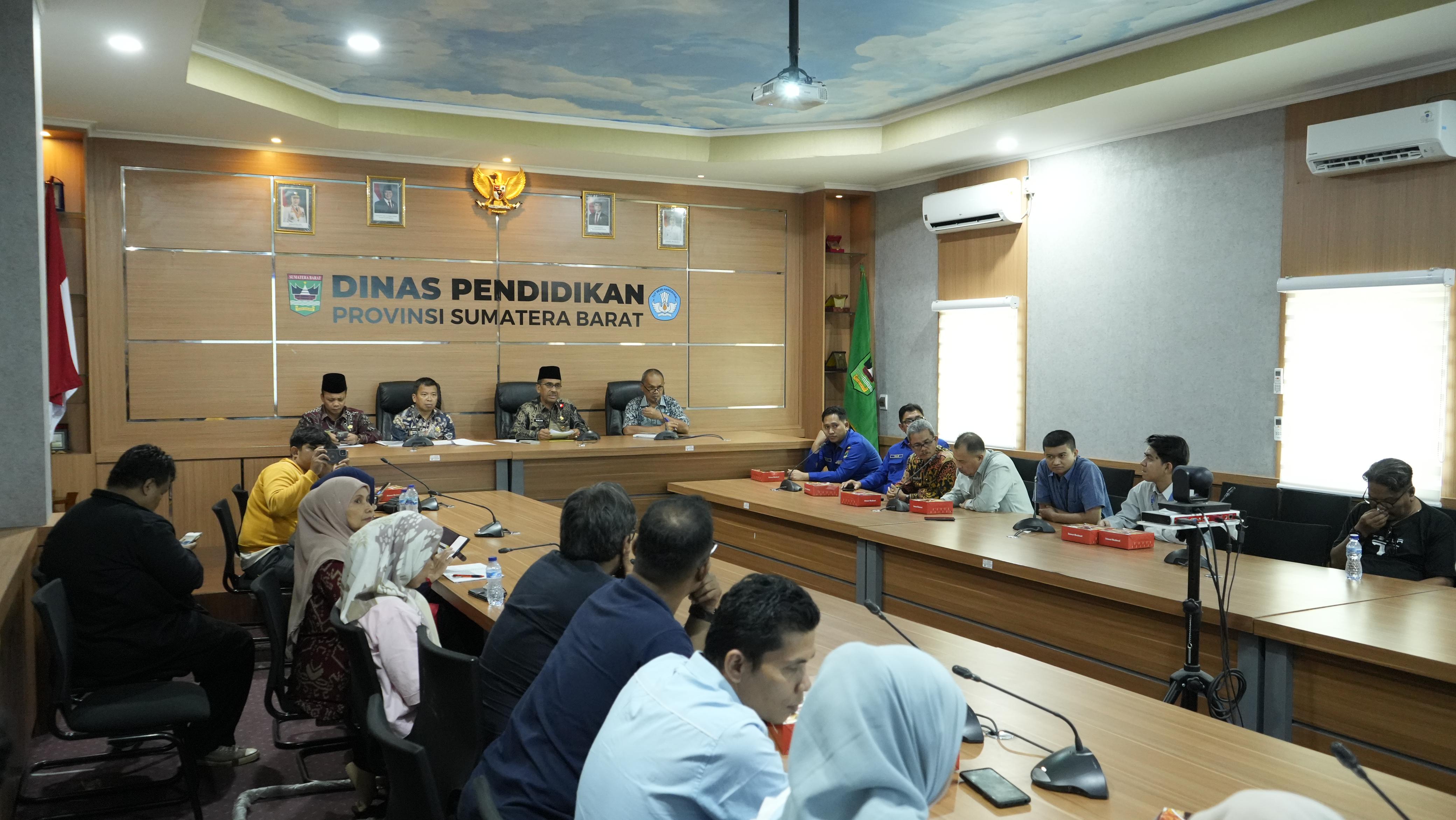 Jangan Sampai Terlewat, Ini Jadwal dan Ketentuan Lengkap SPMB Sumbar 2025