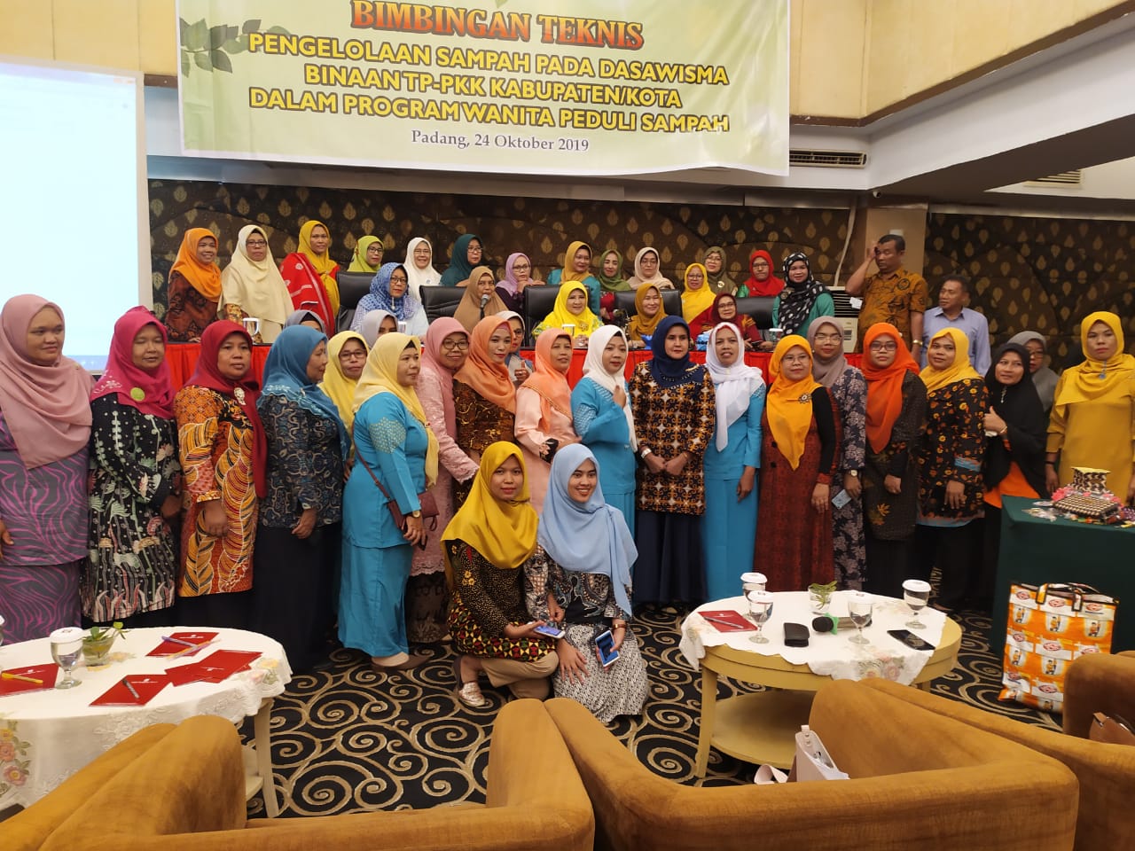 Pelaksanaan Kegiatan Bintek bagi Kelompok PPK dalam Program Wanita Peduli Sampah