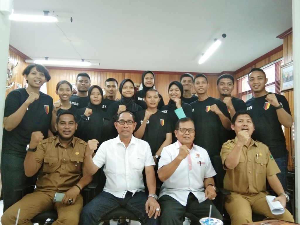 KONI SUMBAR LEPAS 17 ATLET TAEKWONDO KE PRA KUALIFIKASI PRA PON
