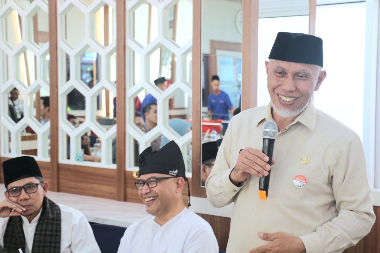 Gubernur Mahyeldi Sambut Tim Jelajah Keilmuan Ahli Lembaga Muzium Negeri Sembilan di Sumbar