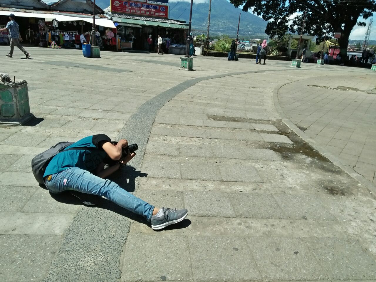 BIDIKAN SANG FOTOGRAFER