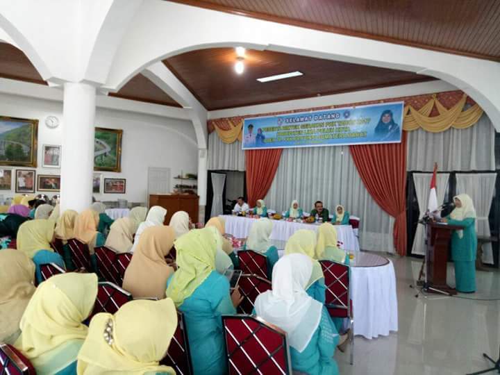 Ketua TP.PKK Prov. Sumbar adakan Bimtek di Kab. 50 Kota
