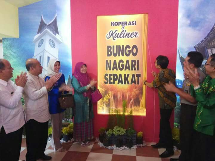 Gubernur Sumatera Barat Launching Koperasi dan Pusat Kuliner