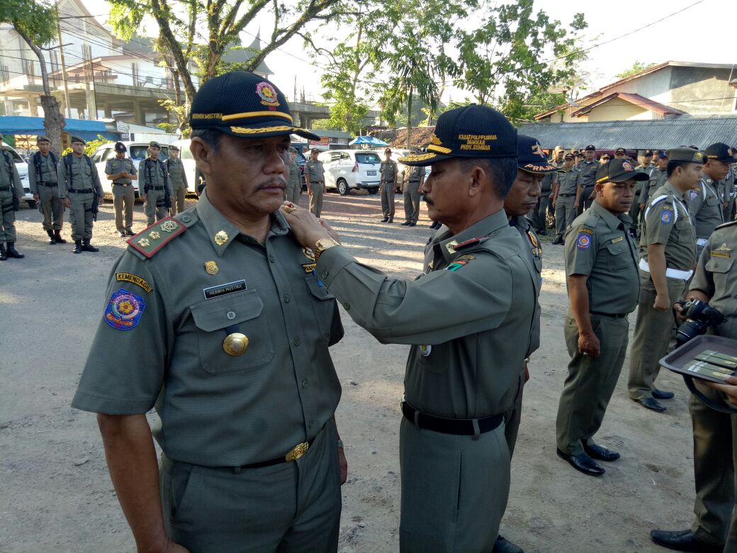 Upacara Kenaikan Pangkat Anggota Satpol PP dan Damkar Prov. Sumbar