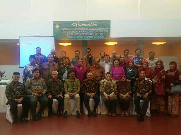 Gubernur Sumbar Bersilsturahmi dg Cendikiawan Minang di Bandung