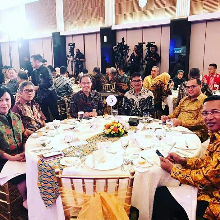 Gubernur Sumatera Barat Mengikuti Sarasehan Nasional 