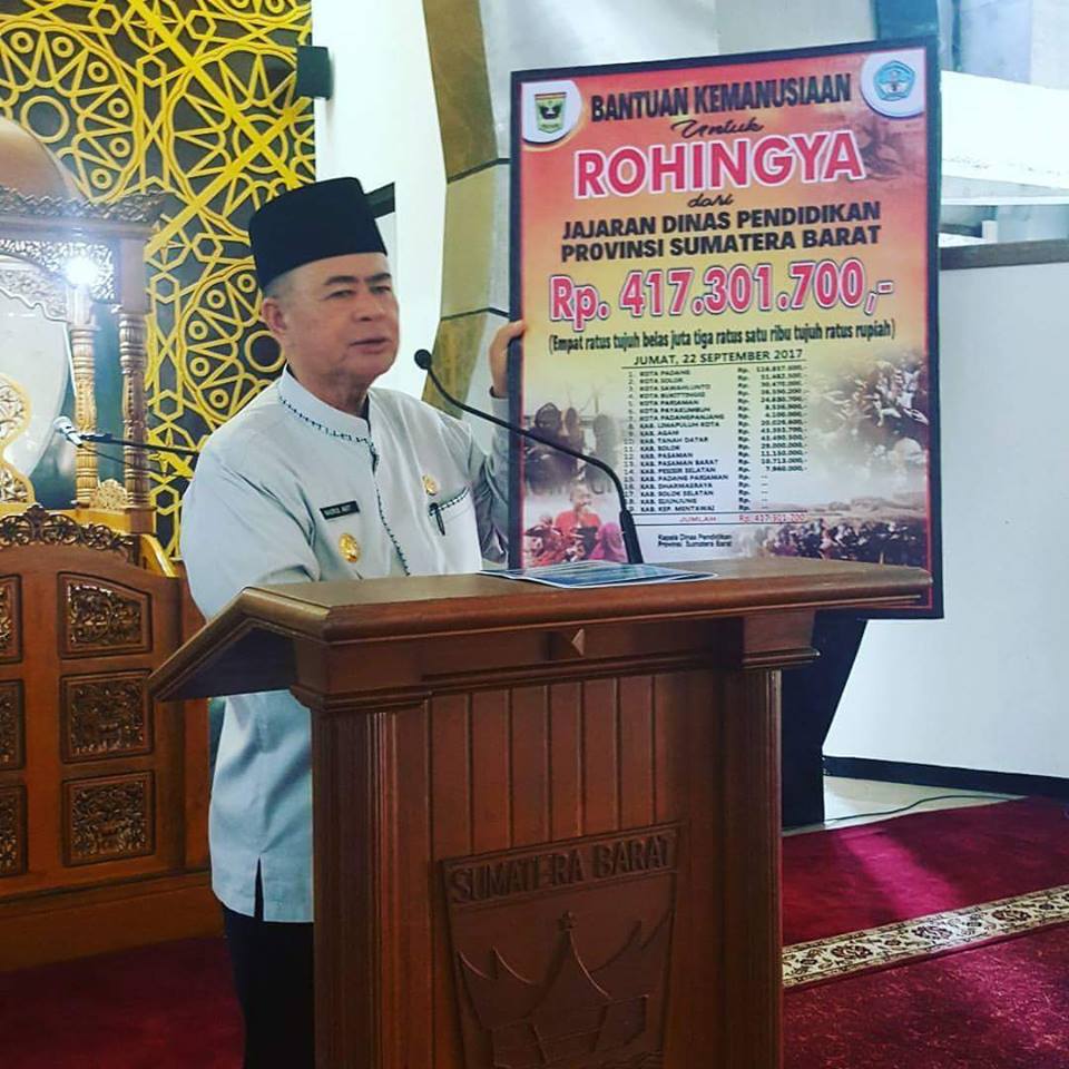 Dinas Pendidikan Sumbar memberikan santunan dana untuk warga Rohingya