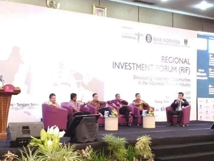 Gubernur Sumbar Sampaikan Presentasi di RIF 2017