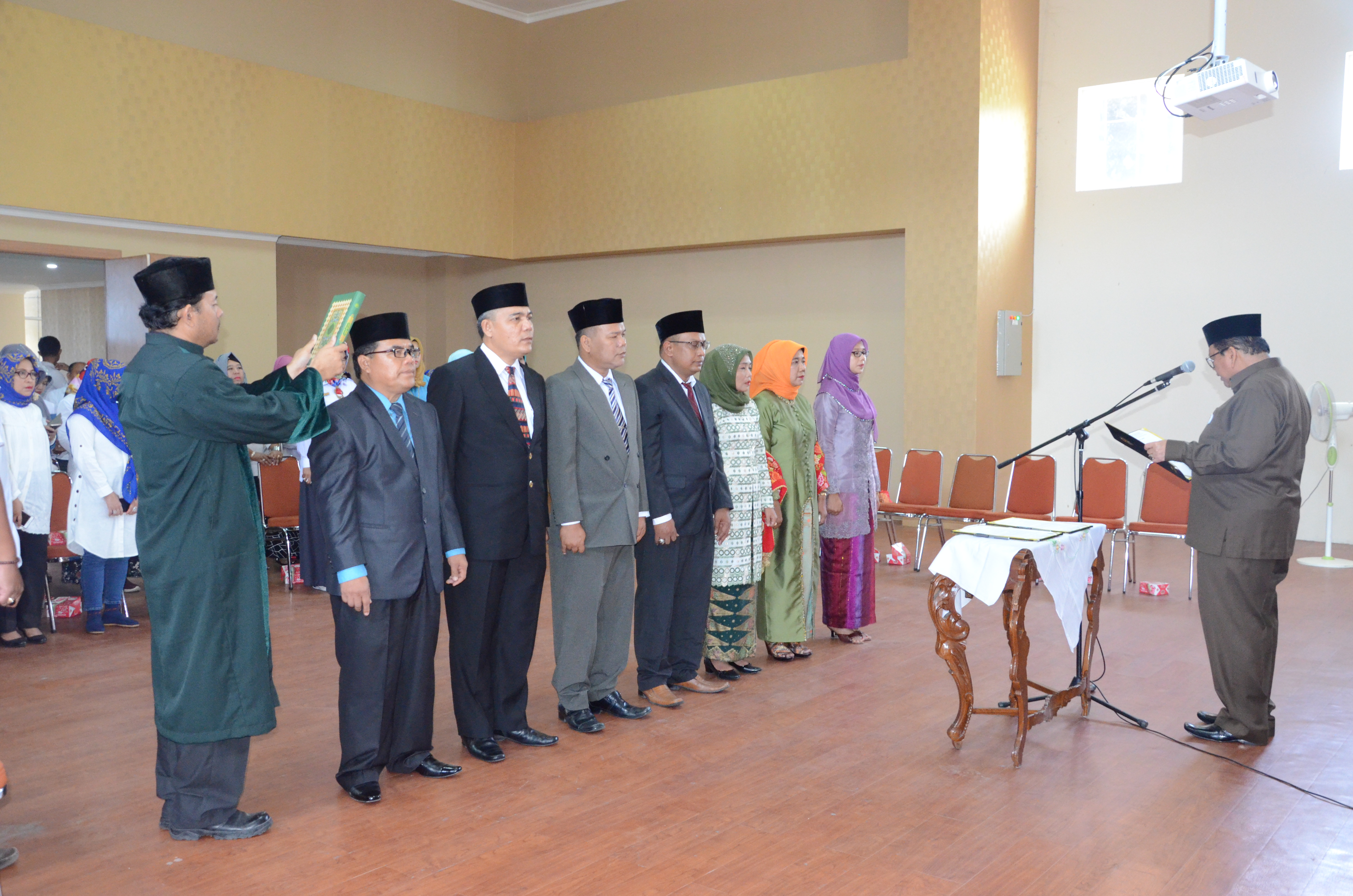 Pelantikan Pejabat Administrator dan Pengawas di Lingkungan Sekretariat Daerah Prov. Sumatera Barat