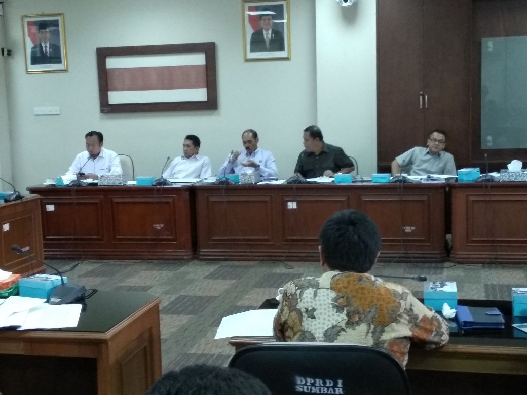 Rencana Kenaikan Pajak Bahan Bakar Harus Matang