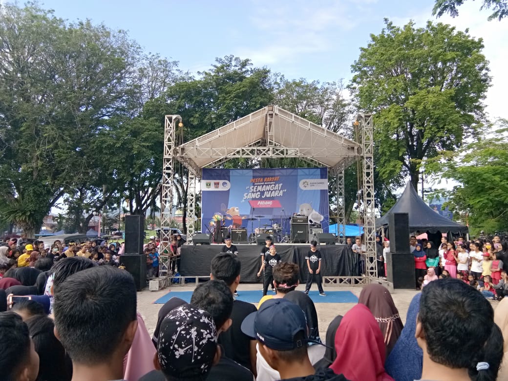 Pesta Rakyat Sambut ASIAN GAMES 2018 di Padang Berlangsung Meriah