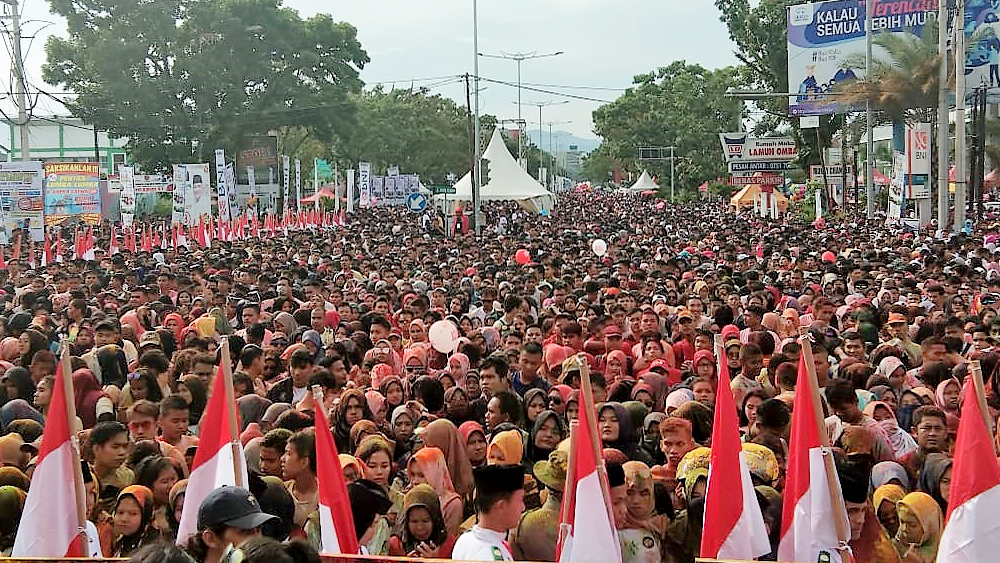 Ribuan Masyarakat Kota Padang Antusias Ikuti Milenial Road Safety Festival