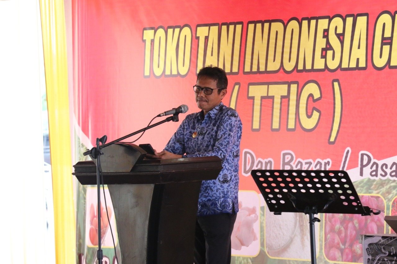 Gubernur Resmikan Toko Tani Indonesia Center Sumbar