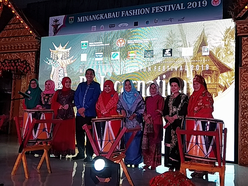 Minangkabau Fashion Festival, Ciptakan Desainer Muda Handal