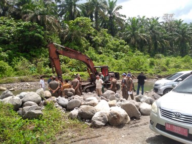 Razia Tambang Illegal di Kab. Pasaman Barat