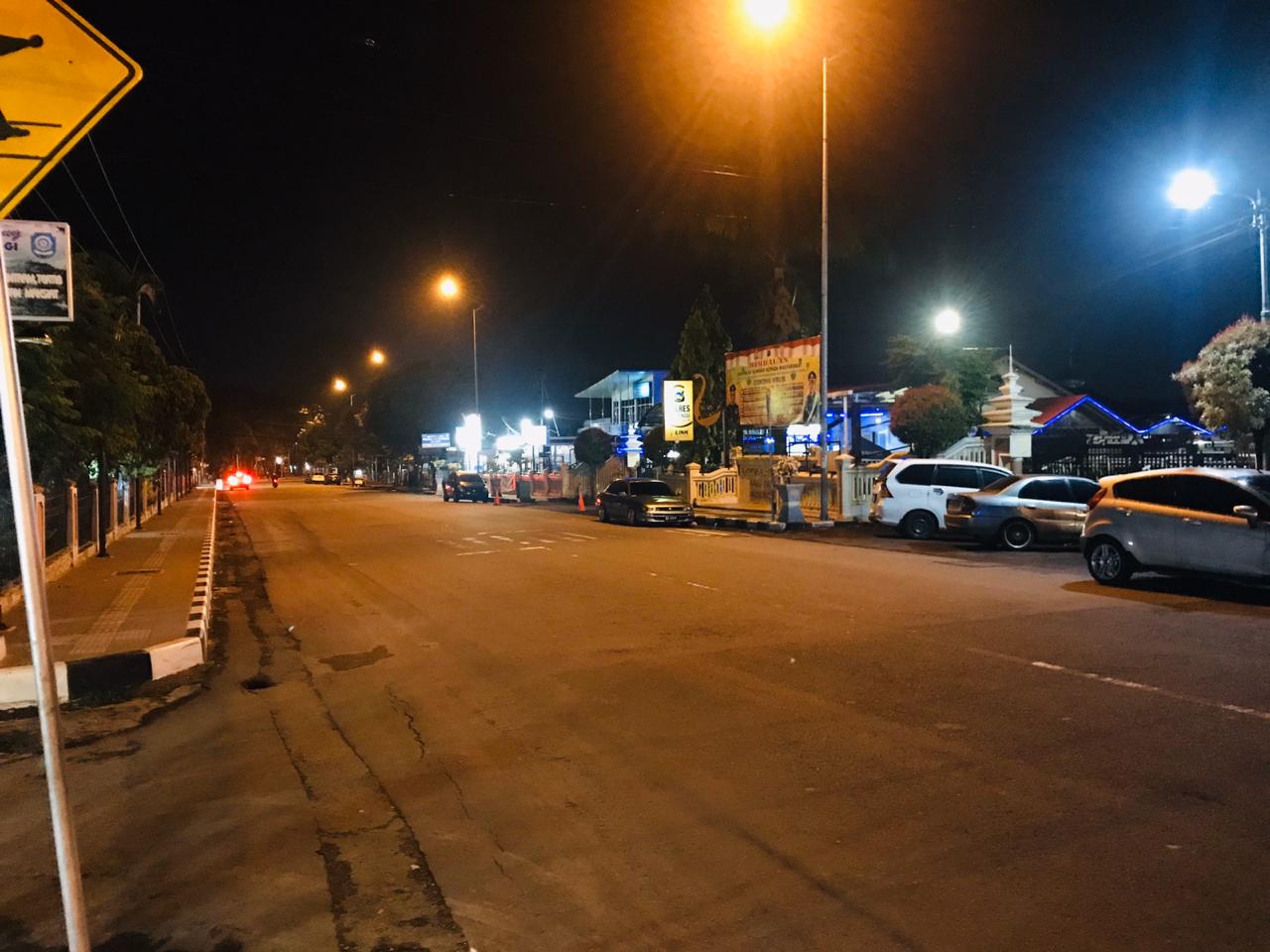 Warga Patuh Imbauan Pemerintah, Malam Minggu Kota Bukittinggi Sepi