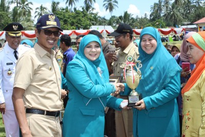 BU NEVI SELALU BERSEMANGAT MEMBINA PKK