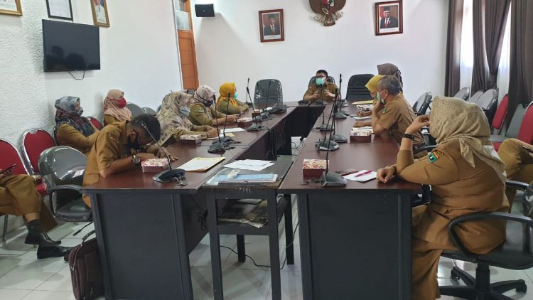 Evaluasi Kegiatan Tahun 2019, DPMTSP Sumbar Terima Tim Inspektorat Pemprov