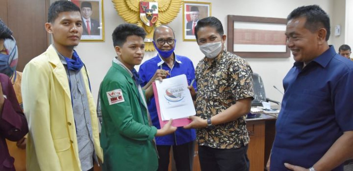 Terima Aspirasi Mahasiswa Menolak RUU HIP, DPRD Sumbar Siap Sampaikan ke Pusat