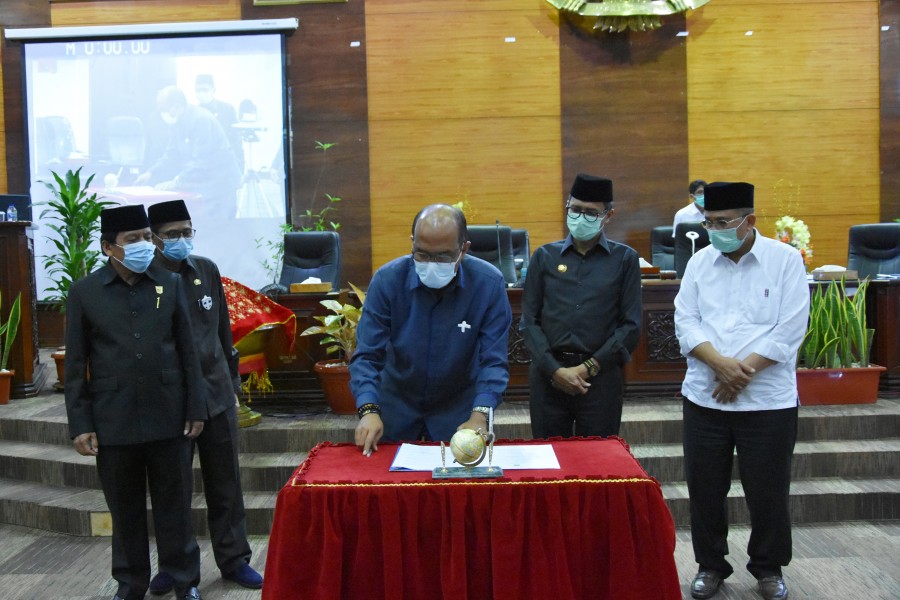 Pemprov dan DPRD Sumbar sepakati APBD Sumatera Barat 2021 sebesar Rp6,73 triliun