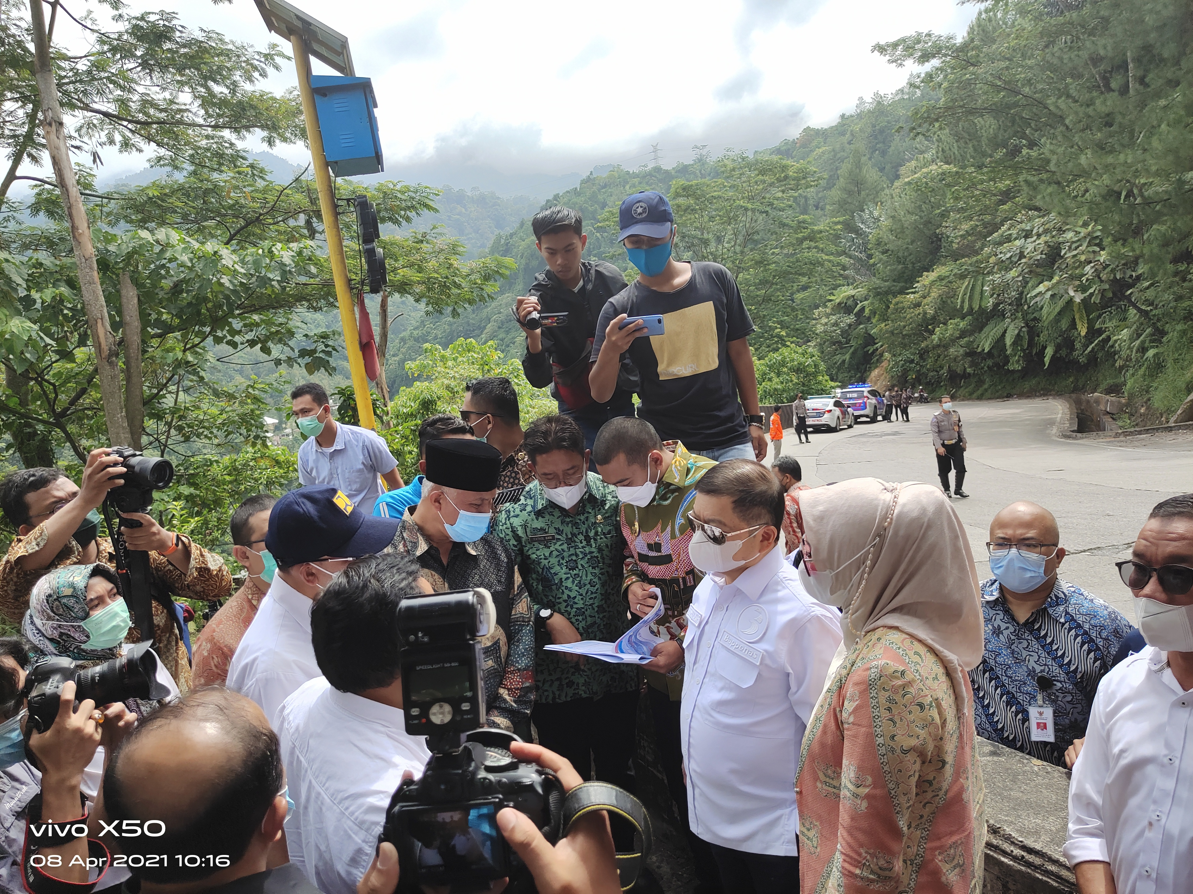 Tinjau Kesiapan Pembangunan Fly Over, Menteri Bappenas Sambangi Kawasan Sitinjau Lauik