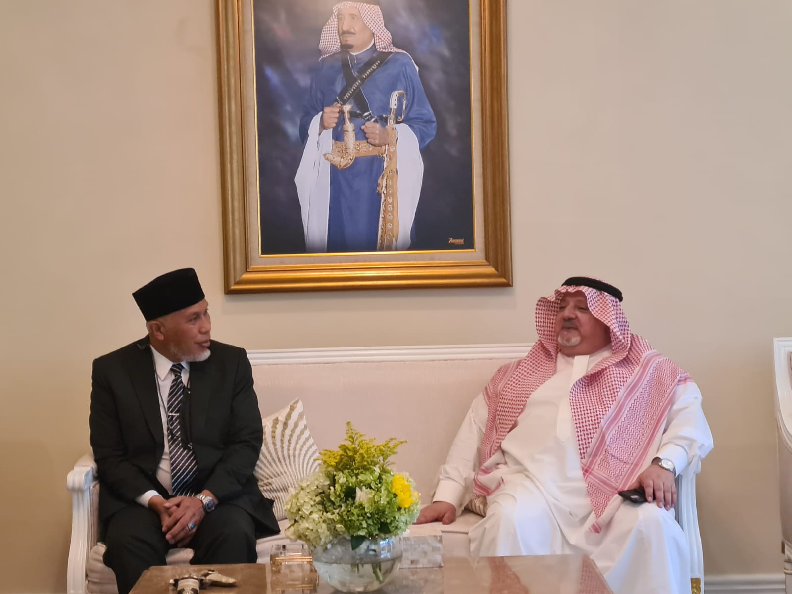 Bertemu dengan Dubes Arab Saudi, Gubernur Sumbar : Kerjasama Provinsi Sumatera Barat dengan Arab Saudi di Depan Mata 