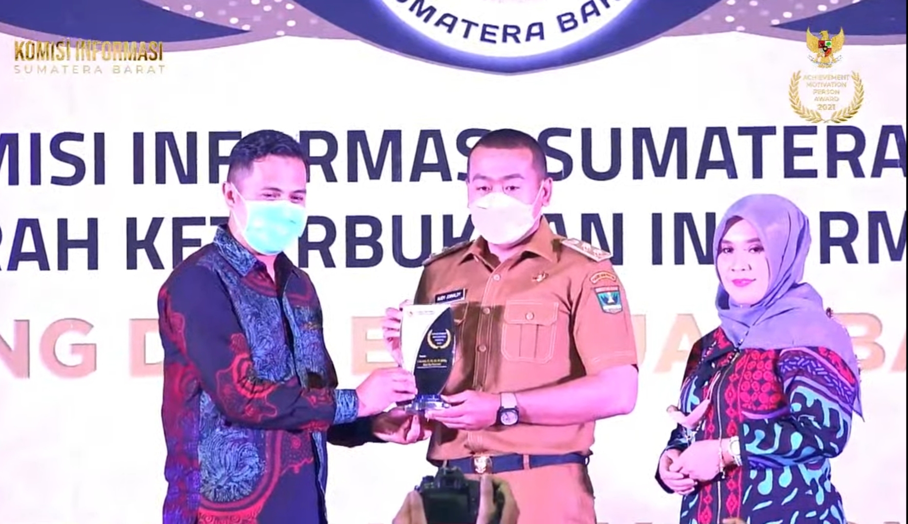 Raih Achievement Motivation Person Komisi Informasi, Wagub: Kita Fokus Kembangkan Positivisme di Sumbar