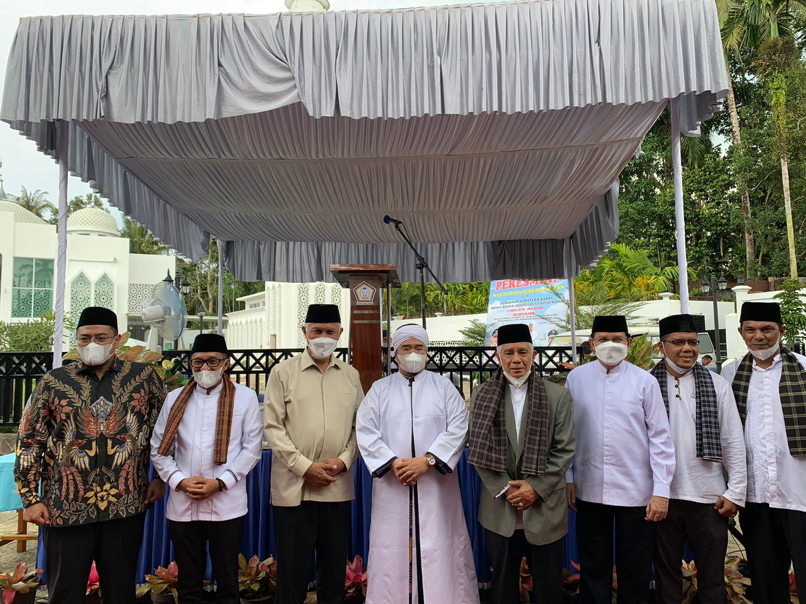 Resmikan Masjid Raya Lubuak Jantan, Gubernur Sumbar Dukung Penuh Program Keagamaan di Tanah Datar 