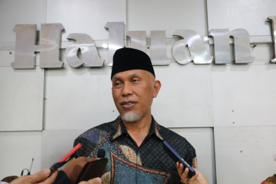 Buya Mahyeldi Bahas Tindaklanjut MoU Sumbar-Riau Bersama IKMR 