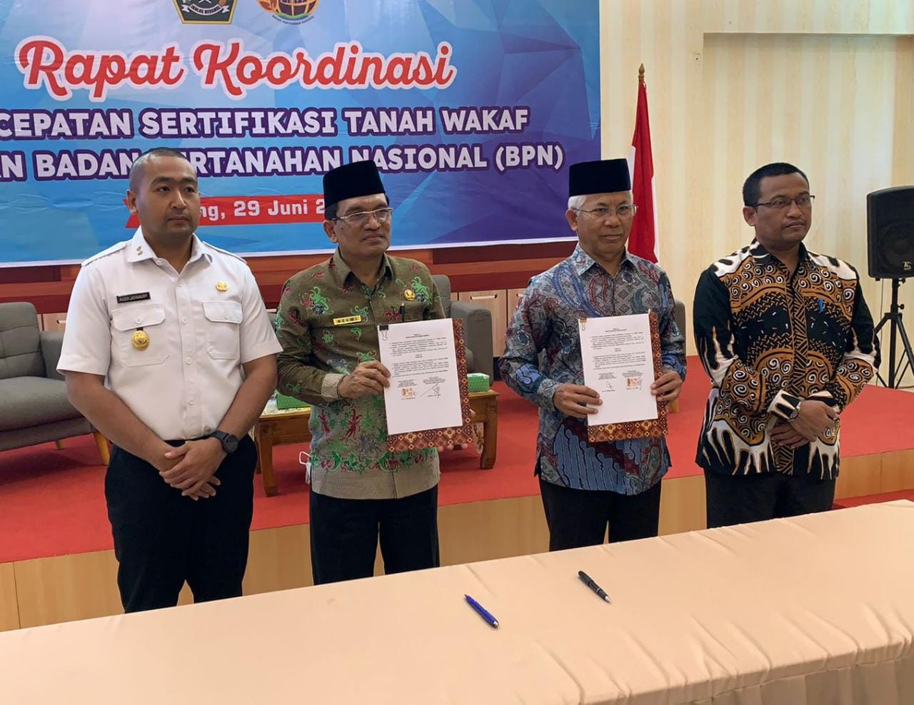 Kanwil Kemenag dan ATR/BPN Sumbar Teken PKS Percepatan Sertifikasi Tanah Wakaf