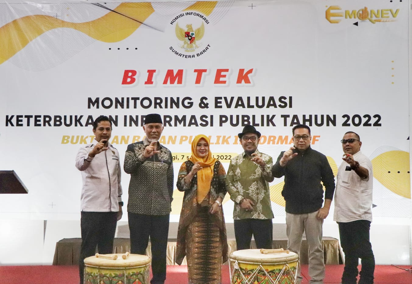 Buka Bimtek Monev KIP 2022, Gubernur Mahyeldi Tegaskan Pemprov Sumbar Tidak Anti Kritik