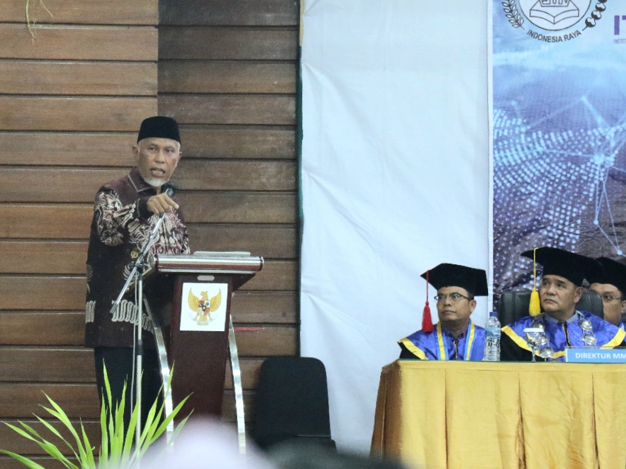 Gubernur Ajak Alumni ITB HAS Bukittinggi Teladani Semangat Agus Salim