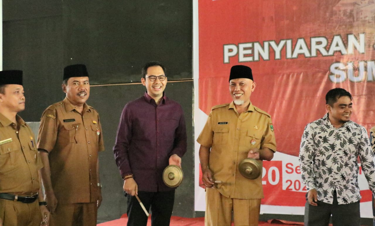 Gubernur Sumbar Buka FGD Penyiaran Sehat Untuk Pelajar Sumbar di SMKN 7