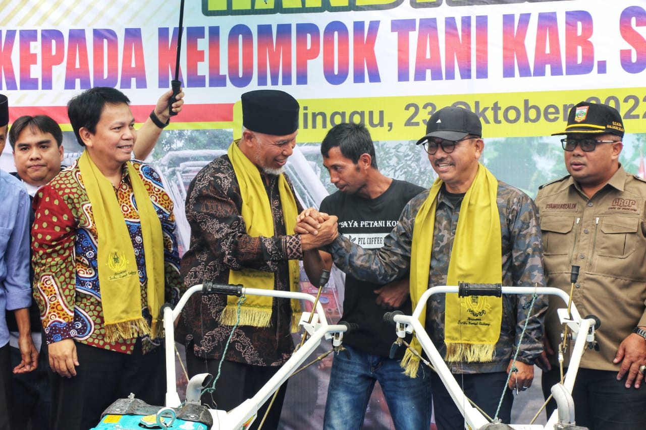 Resmikan Rumah Produksi Pertanian Kopi, Gubernur Sumbar Dukung Hilirisasi Kopi Wonorejo Berkualitas Ekspor