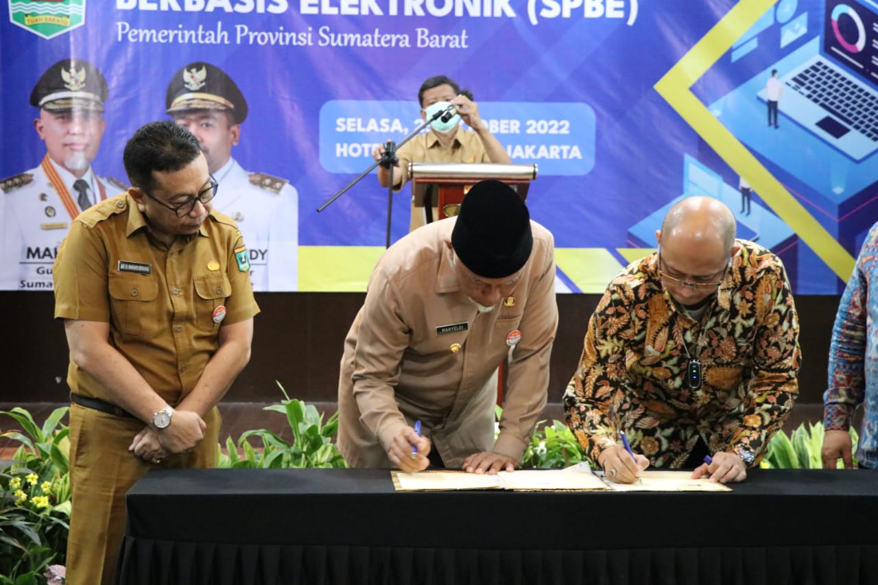 Atasi Blankspot, Pemprov Sumbar teken MoU Dengan Yayasan Internet Indonesia