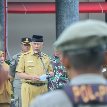 Gubernur Sumbar Pimpin Apel Gabungan Gelar Pasukan Pengamanan MTQ Korpri