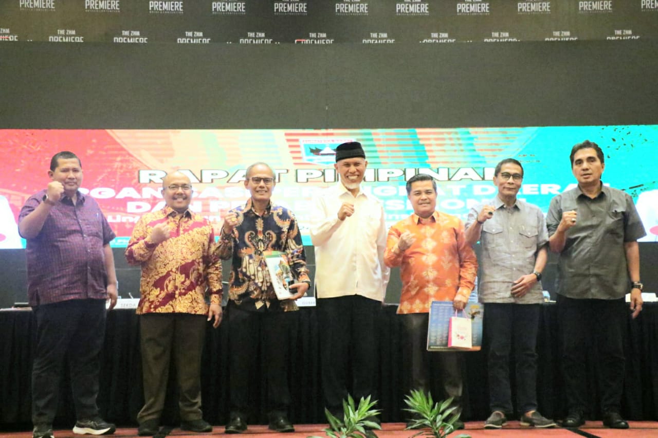 Gubernur Mahyeldi Pimpin Rapat Evaluasi OPD Akhir Tahun 2022