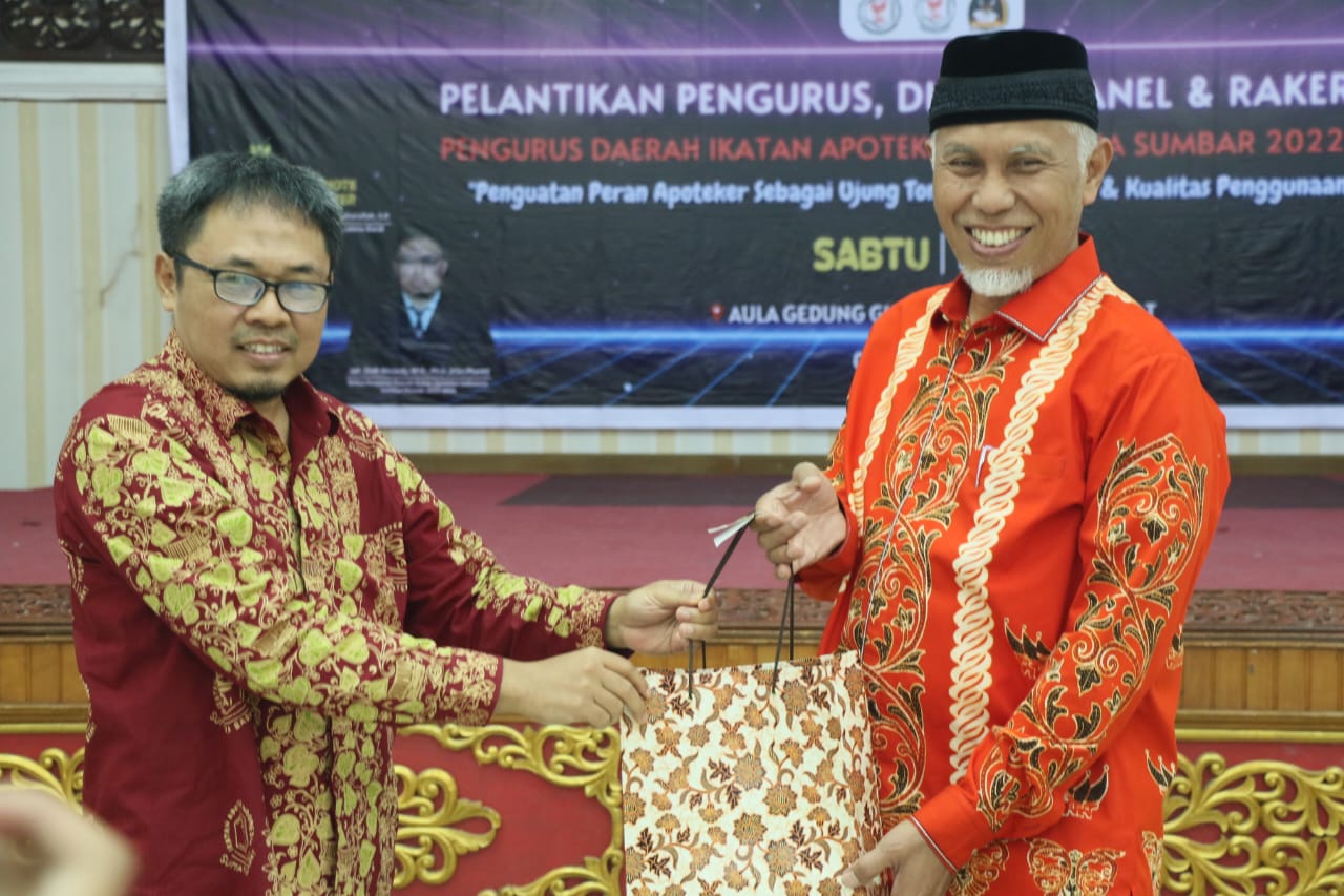 Perkuat SDM Apoteker, Pengurus Daerah IAI Sumbar 2022-2026 Dilantik