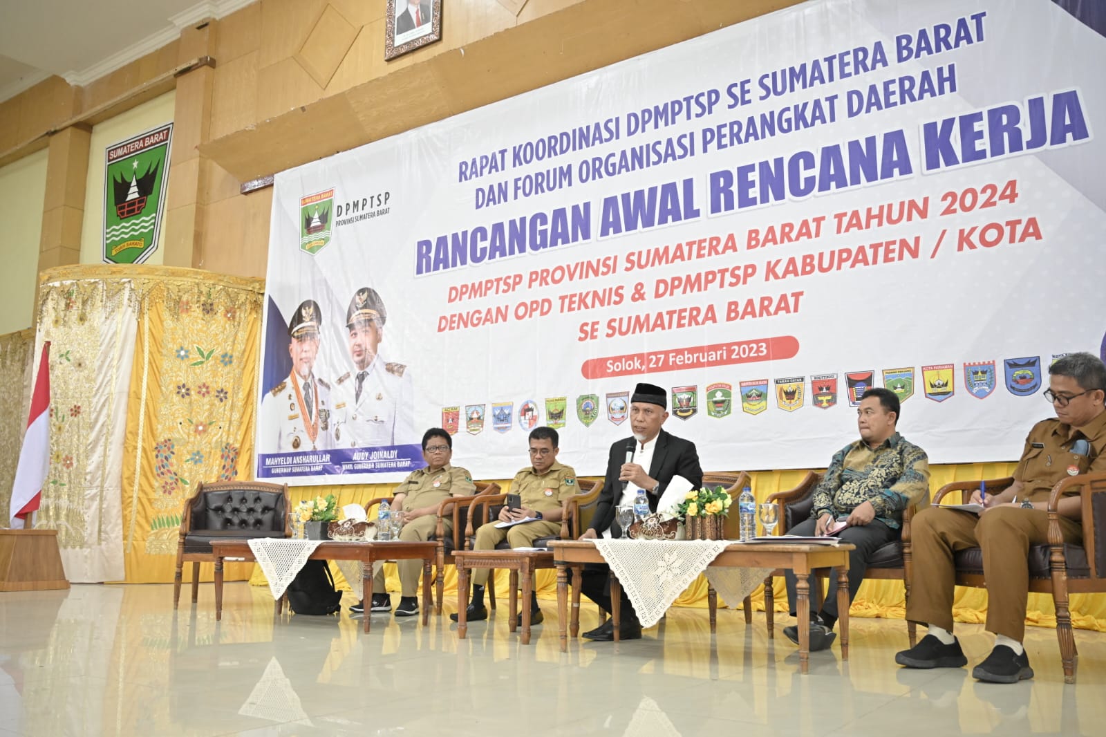 Gubernur Minta DPMPTSP Segera Benahi Berbagai Persoalan Perizinan di Sumbar